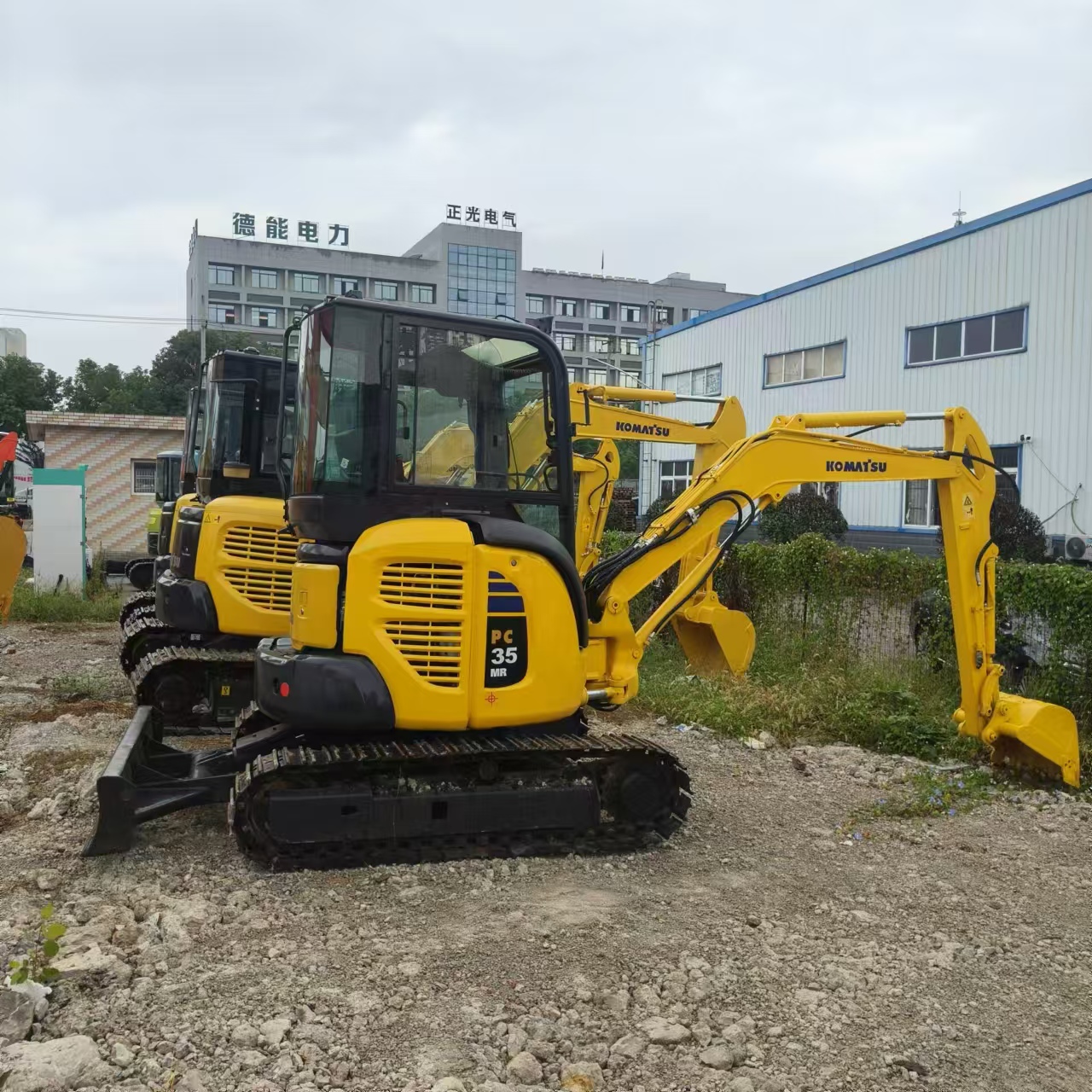 Мини багер KOMATSU PC35