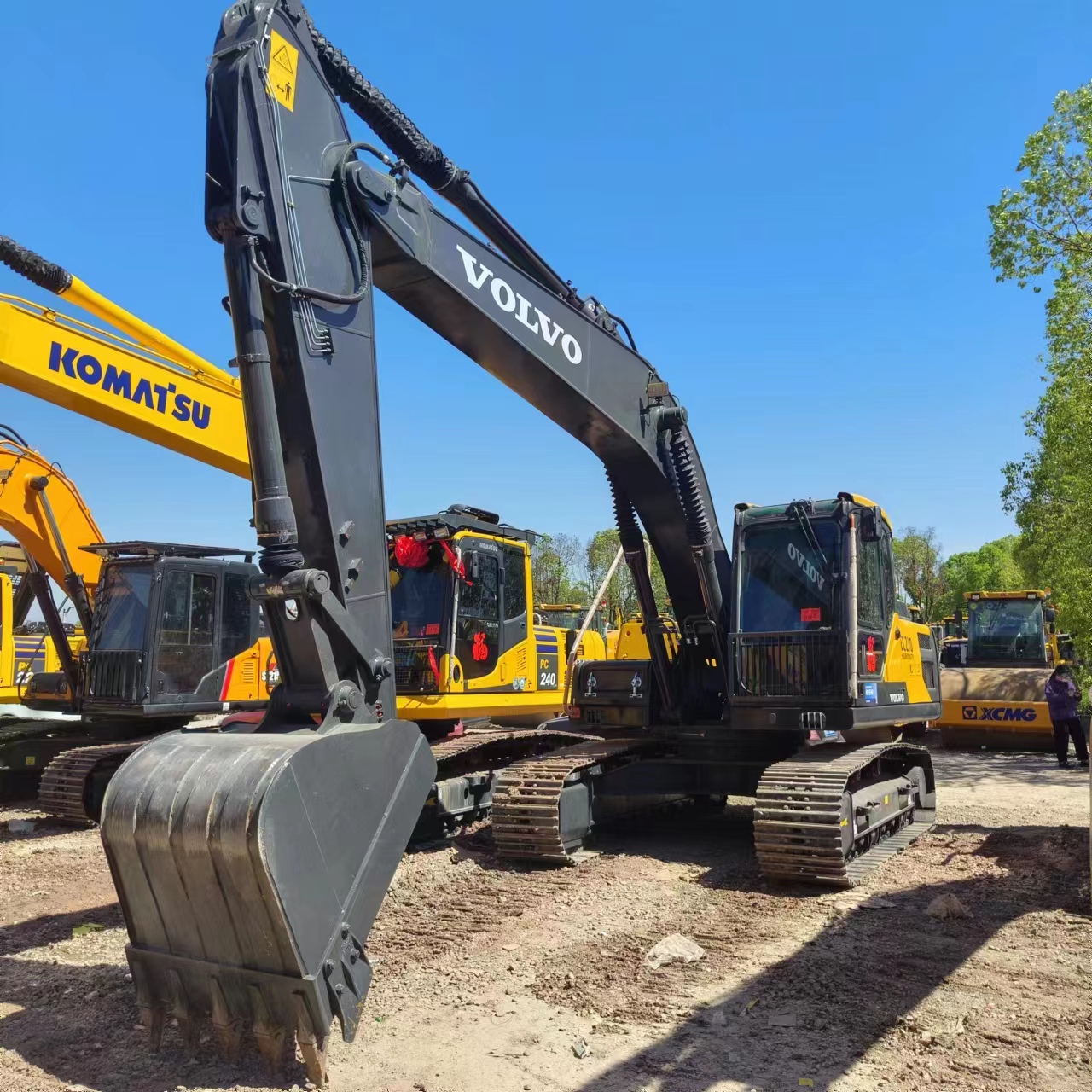 Багер гасеничар VOLVO EC210