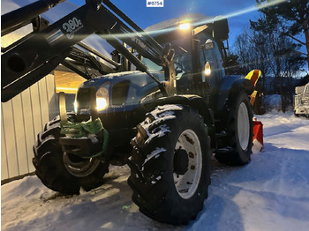 Трактор 2004 New Holland TS115A 4x4 w/ Front loader, bucket, grading bucket and snow blower.: слика 3