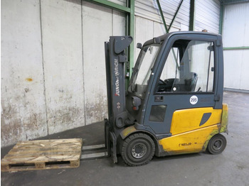 Електричен вилушкар JUNGHEINRICH EFG 425