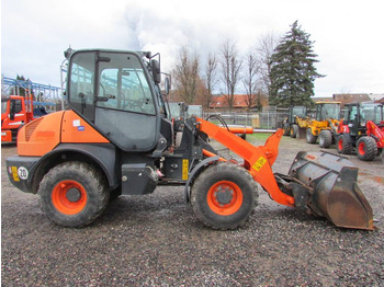 Натоварувач на тркала KOMATSU WA80