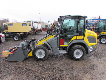 Натоварувач на тркала KRAMER