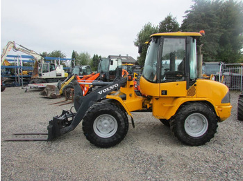 Натоварувач на тркала VOLVO L35