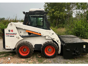 Компактен натоварувач BOBCAT S16