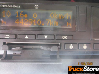 Камион влекач Mercedes-Benz Actros 1845 LS nRL: слика 5