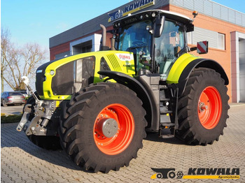 Трактор CLAAS Axion 920