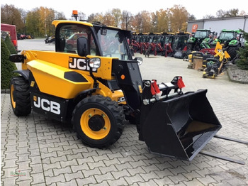 Нов Телескопски ракувач JCB 514-40 AGRI: слика 3