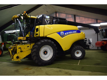 Комбајн NEW HOLLAND CR9090