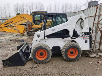 Компактен натоварувач Bobcat S300: слика 3