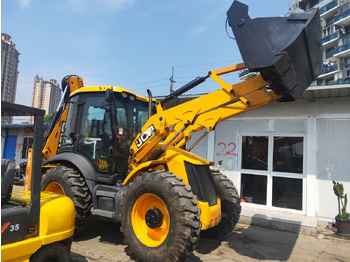 Ровокопач JCB 4CX