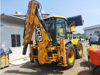 Ровокопач JCB 4CX: слика 3