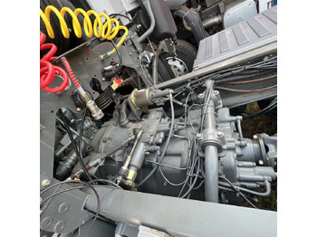 Лизинг на SINOTRUK HOWO tralier head SINOTRUK HOWO tralier head: слика 2