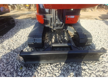 Мини багер Kubota KX165: слика 4