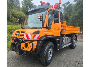 Комунално/ Специјално возило UNIMOG