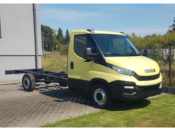 Камион со кабинска шасија IVECO Daily