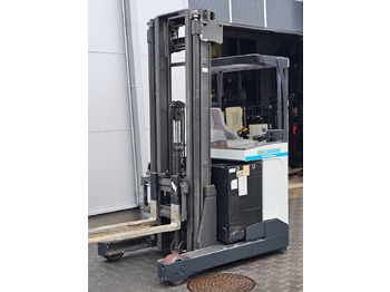 Вилушкар со подигнување UniCarriers UMS 200 DTFVRG630: слика 4