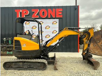 Мини багер BOBCAT E26