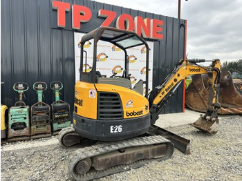 Мини багер BOBCAT E26