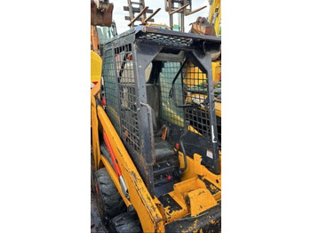 Компактен натоварувач BOBCAT S70