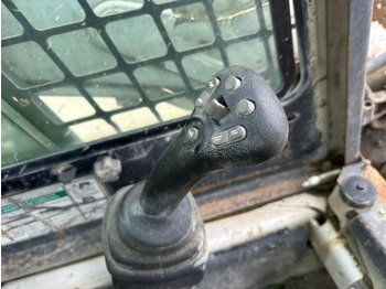 Компактен натоварувач со гасеници Bobcat T190 Joystick à 19 900 € HT: слика 4