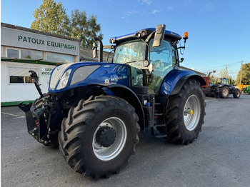 Трактор NEW HOLLAND T7.245
