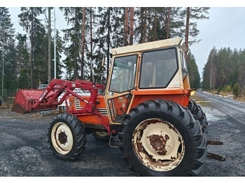 Трактор Fiat 780DT etukuormaajalla: слика 2