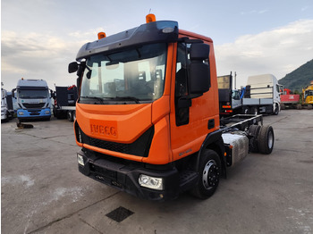 Камион со кабинска шасија IVECO EuroCargo