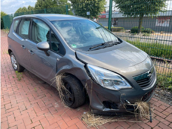 Патничко комбе OPEL