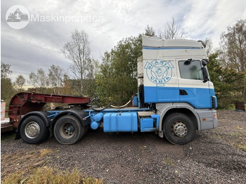 Камион влекач Scania R144LB6X2*4NB460: слика 4