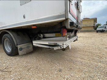 Камион ладилник IVECO DAILY 60C17: слика 4