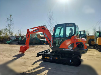 Багер гасеничар DOOSAN DX60-9C