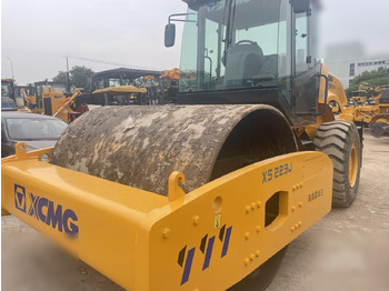 Ваљак XCMG XS223J