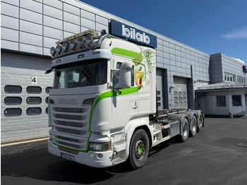 Камион со кука за подигање SCANIA R 520