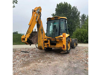 Ровокопач JCB 3CX