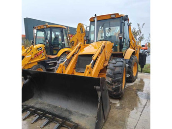 Ровокопач JCB 3CX