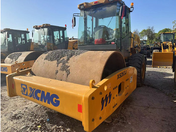 Ваљак за пат XCMG XS263J