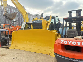 Булдожер SHANTUI