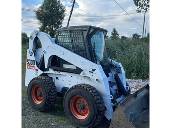 Компактен натоварувач BOBCAT S300