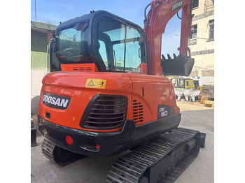 Багер гасеничар DOOSAN DX60