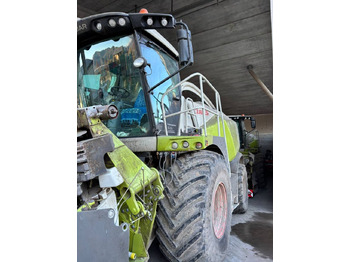 Комбајн за сточна храна CLAAS Jaguar 970