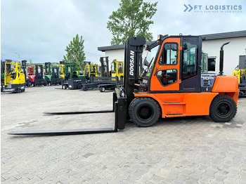 Дизел вилушкар Doosan DOOSAN / DUPLEX 3000MM / SIDE SHIFT / FORK POSITIONER / 2500MM FORKS / 7000KG / CABIN / LIKE NEW DOOSAN / DUPLEX 3000MM / SIDE S: слика 2 Дизел вилушкар Doosan DOOSAN / DUPLEX 3000MM / SIDE SHIFT / FORK POSITIONER / 2500MM FORKS / 7000KG / CABIN / LIKE NEW DOOSAN / DUPLEX 3000MM / SIDE S: слика 2