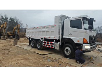 Нов Кипер HINO HINO 700: слика 3