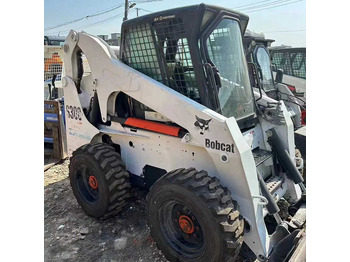 Натоварувач на тркала BOBCAT S300