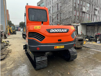 Багер гасеничар DOOSAN DX75-9C: слика 3