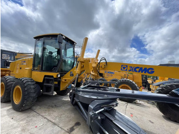 Порамнувач XCMG GR1803