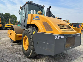 Ваљак за пат XCMG XS263J: слика 2