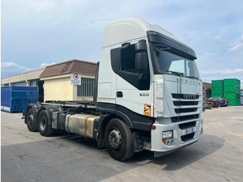 Камион со кука за подигање IVECO Stralis