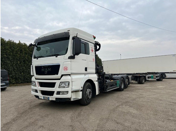 Камион со кука за подигање MAN TGX 26.480