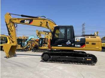 Багер гасеничар CATERPILLAR 320D2