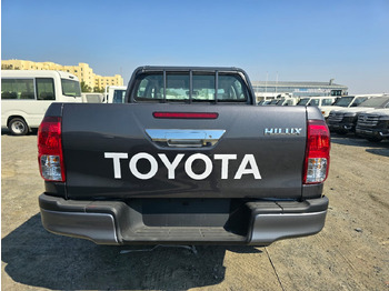 Пикап TOYOTA Hilux